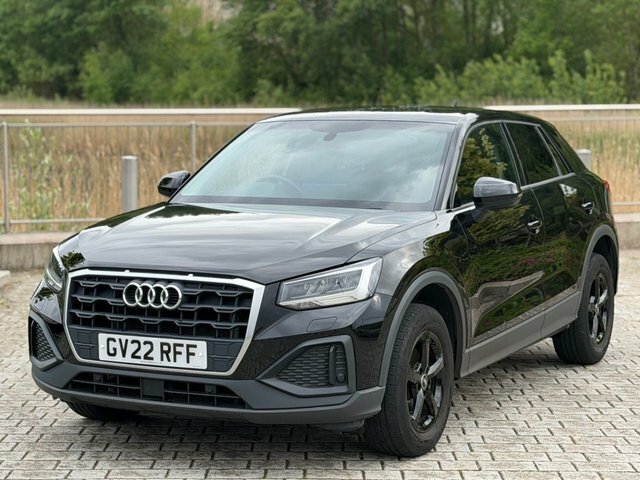 Audi Q2 Tfsi 30 Technik Suv GV22RFF Black #5