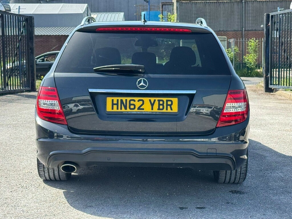 Mercedes-Benz C Class Estate HN62YBR Black #6
