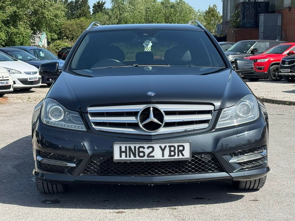 Mercedes-Benz C Class Estate HN62YBR Black #2