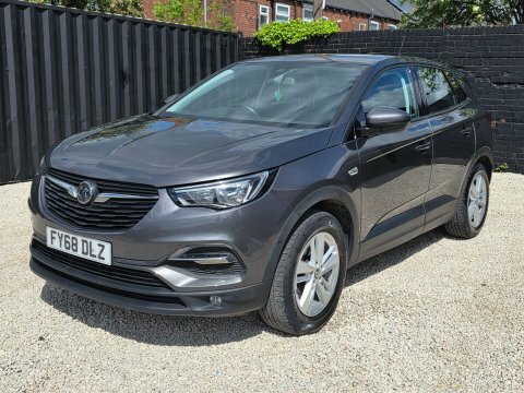 Vauxhall Grandland X 1.5 Turbo D FY68DLZ #3