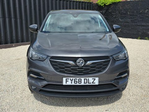 Vauxhall Grandland X 1.5 Turbo D FY68DLZ #2