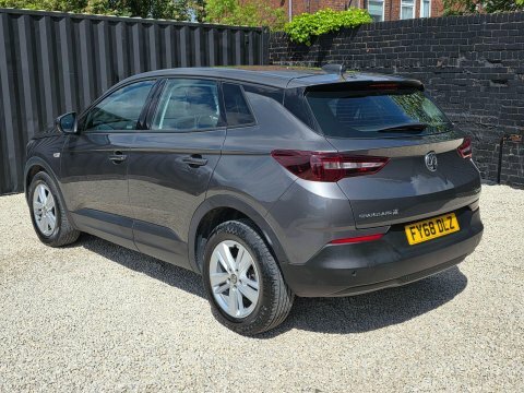 Vauxhall Grandland X 1.5 Turbo D FY68DLZ #6