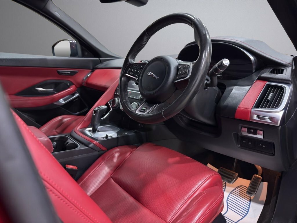 Jaguar E-Pace 2L R-dynamic Hse BV19NUH Red #2
