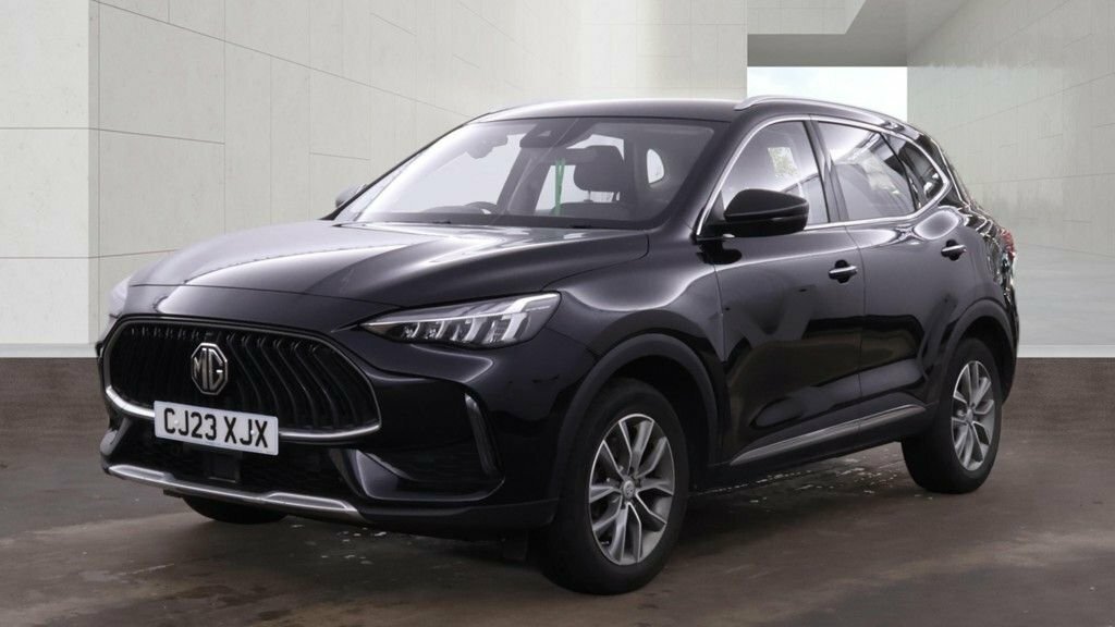 MG HS 1.5L Se Black
