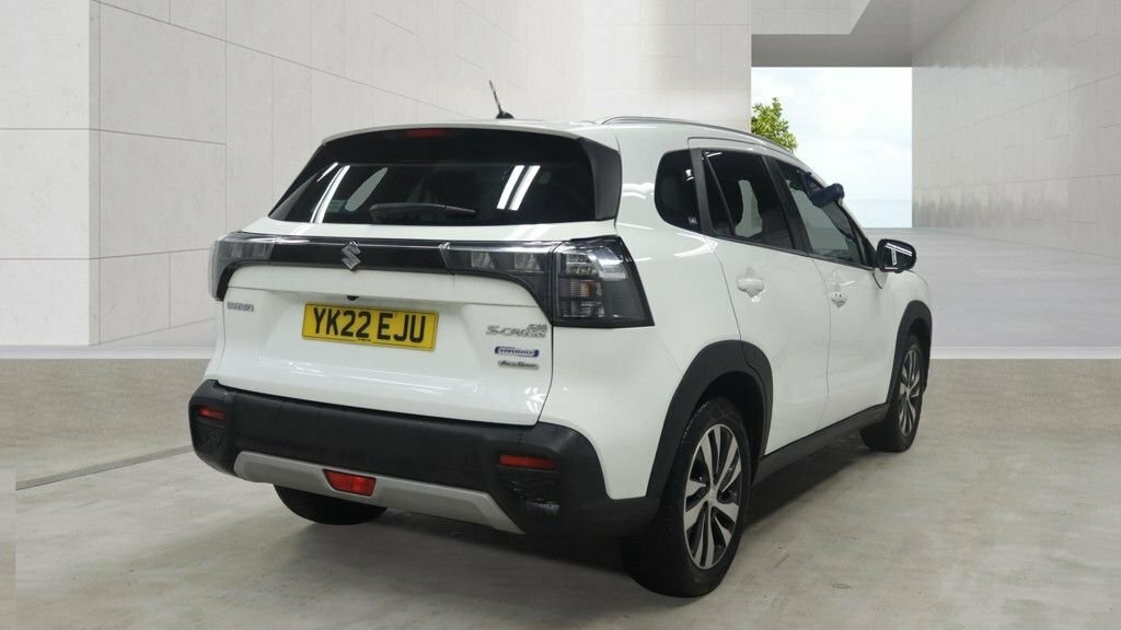 Suzuki S Cross 1.4L Ultra White #3