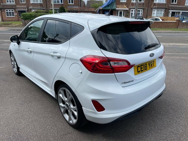 Ford Fiesta 2018 1.0T Ecoboost St-line X Hatchback CE18YRT White #4