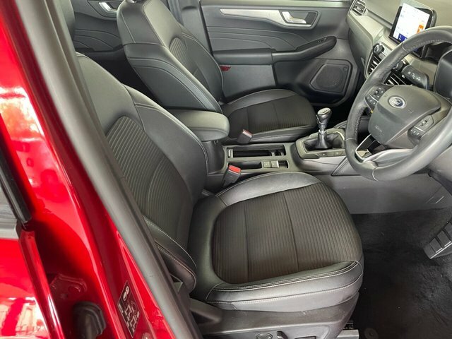 Ford Kuga 2022 2.0 Ecoblue Mhev Titanium Suv Manu OW22DXC Red #2