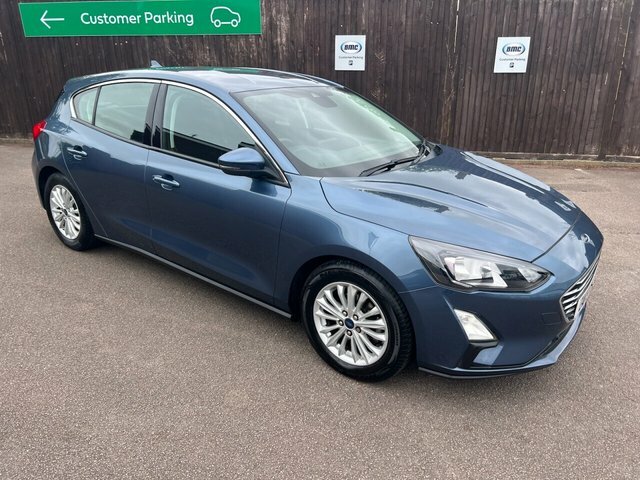 Ford Focus 2019 1.0T Ecoboost Titanium Hatchback M Blue