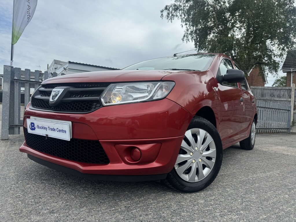 Dacia Sandero Hatchback 0.9 Tce Ambiance 201515 Red