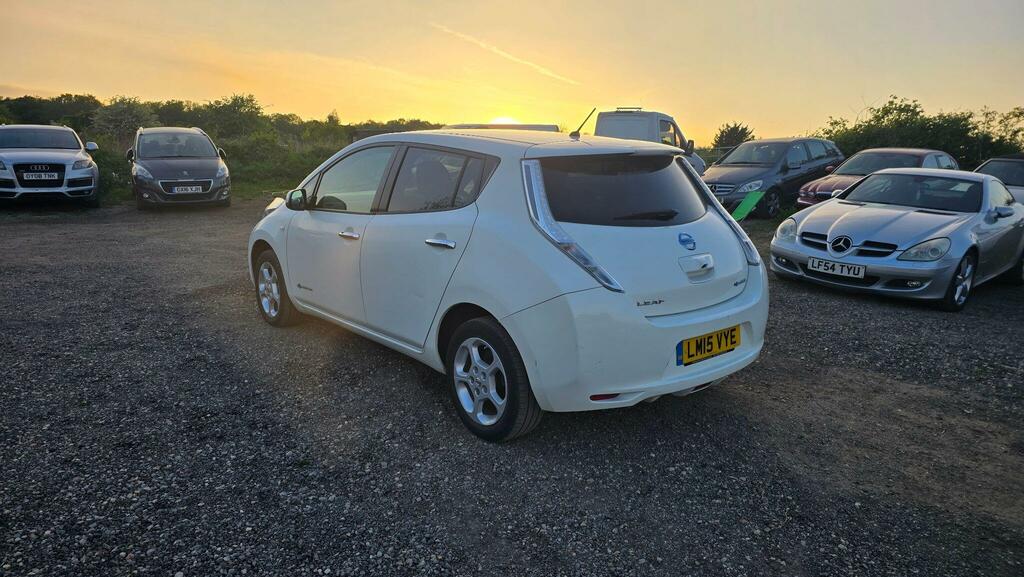 Nissan Leaf 24Kwh Acenta White #4