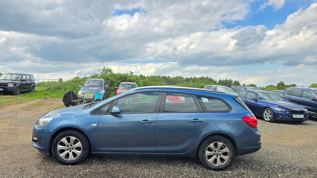 Vauxhall Astra 1.6I Design Sports Tourer Euro 6 KW15KWH Blue #6