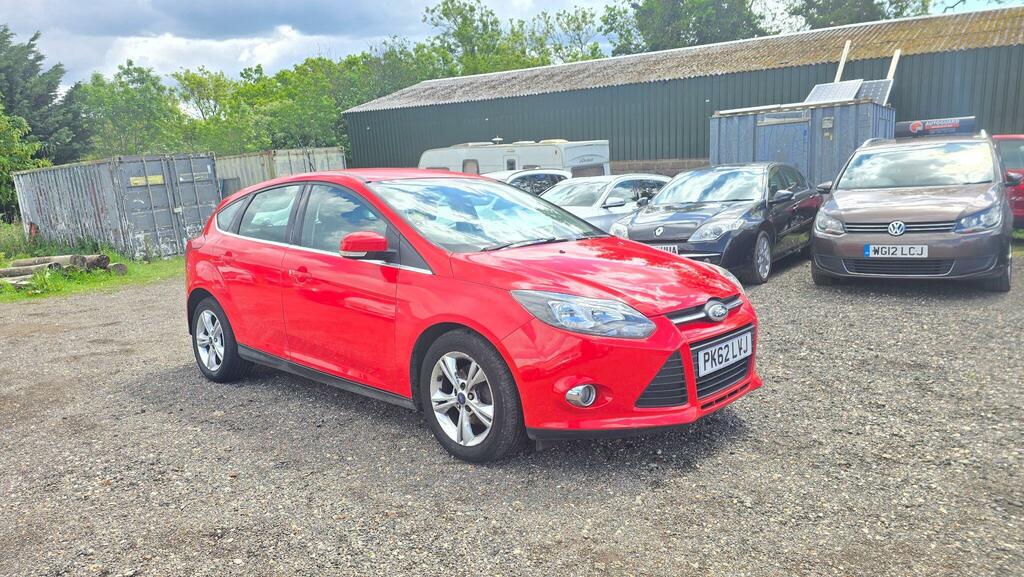 Ford Focus 1.0T Ecoboost Zetec Euro 5 Ss PK62LVJ Red #6