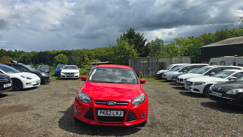 Ford Focus 1.0T Ecoboost Zetec Euro 5 Ss PK62LVJ Red #2