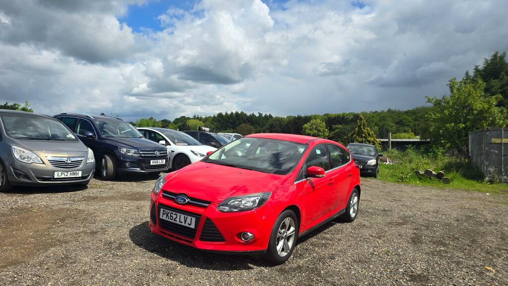 Ford Focus 1.0T Ecoboost Zetec Euro 5 Ss PK62LVJ Red #3