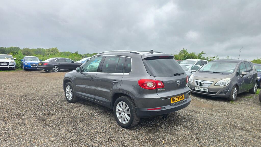 Volkswagen Tiguan 2.0 Tdi Match Dsg 4Wd Euro 5 Grey #4