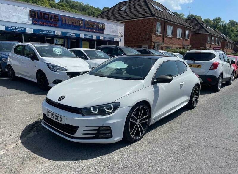 Volkswagen Scirocco 2.0 Tdi Bluemotion Tech White