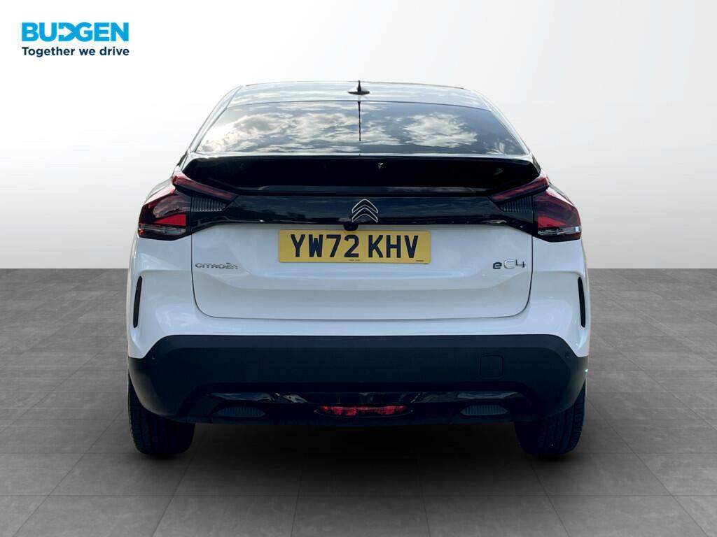 Citroen e-C4 50Kwh Shine Plus 7.4Kw Charger YW72KHV White #5