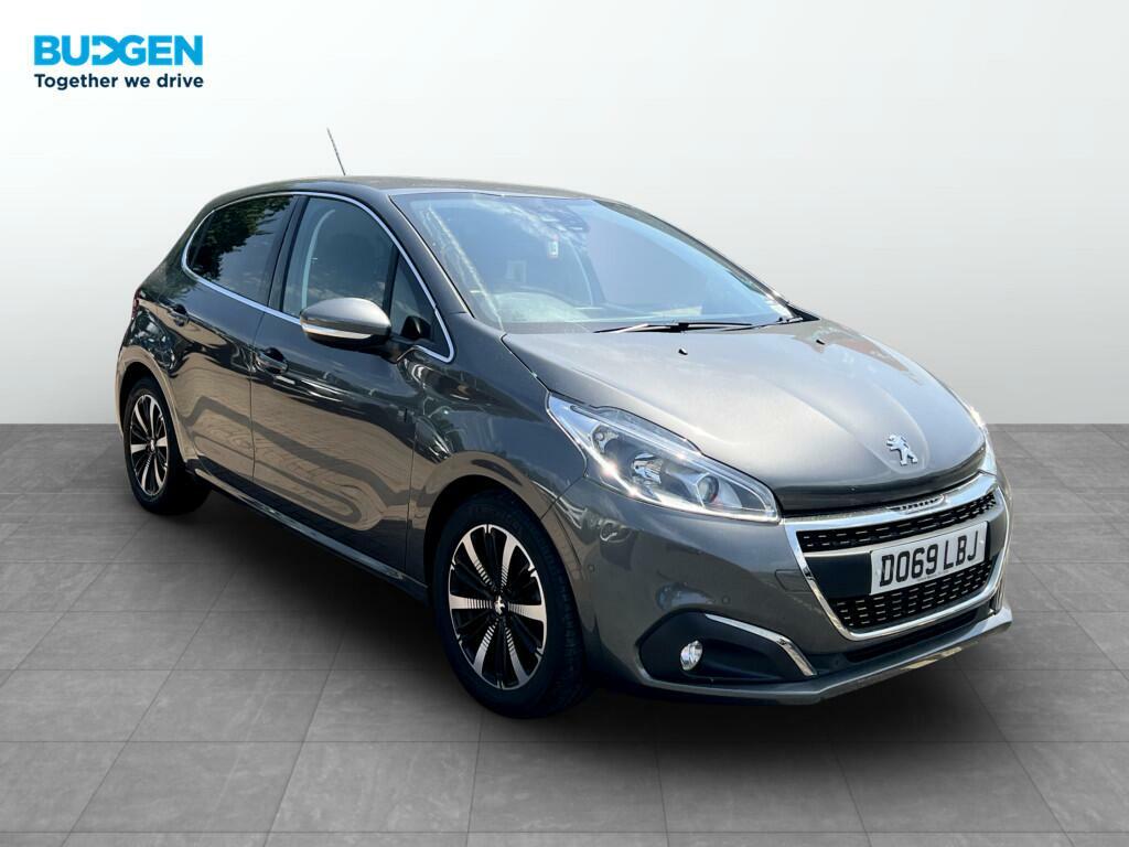 Peugeot 208 1.2 Puretech Tech Edition Euro 6 Ss Grey