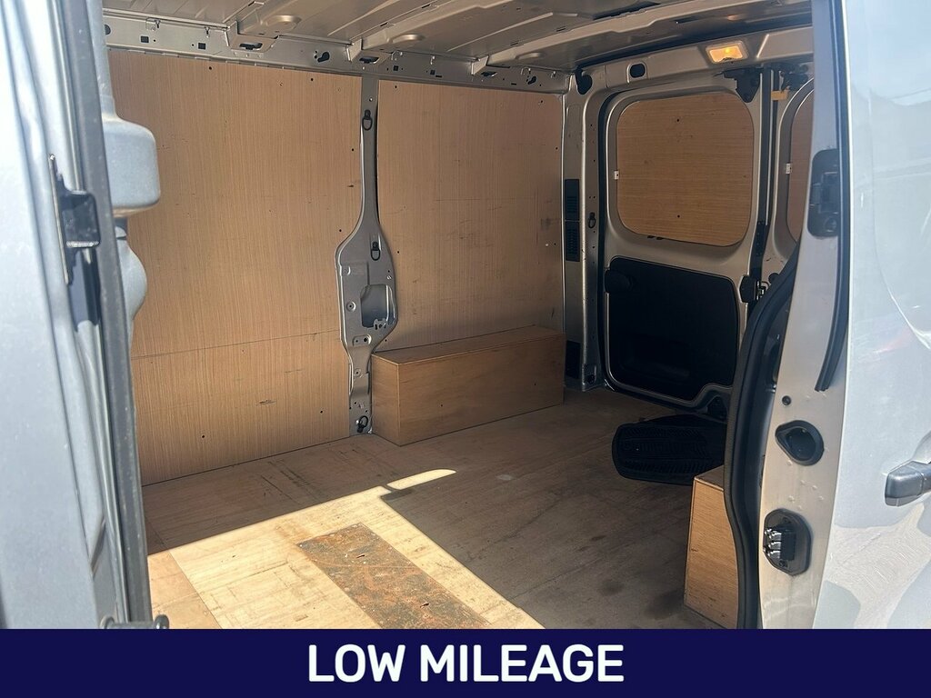 Renault Trafic Dci 27 Sport Nav LC19EKB Silver #2