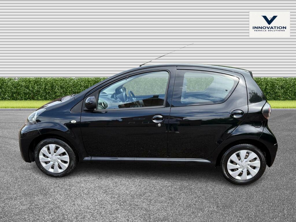 Toyota Aygo 1.0 Vvt-i Move Euro 5 RO14UJL Black #6