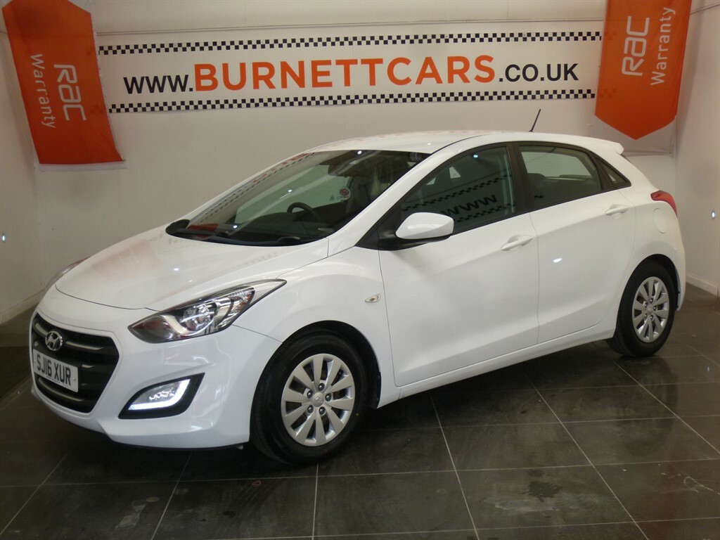 Hyundai I30 Crdi S Blue Drive White #2