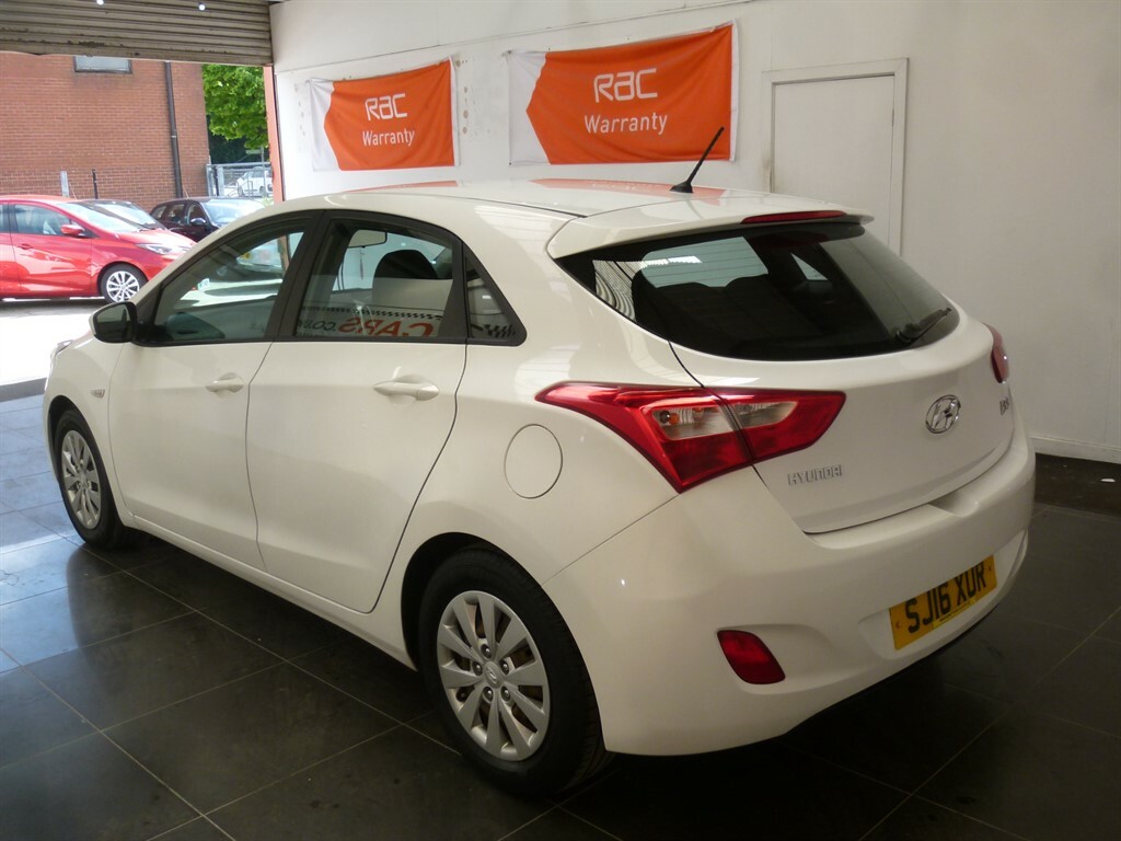 Hyundai I30 Crdi S Blue Drive White #5