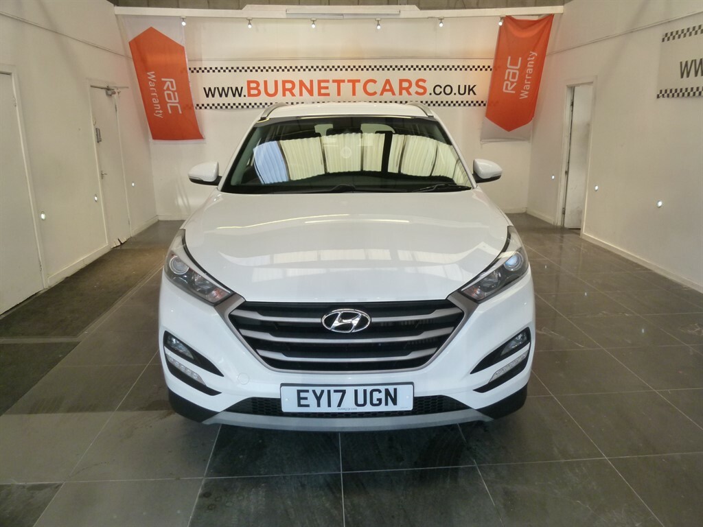 Hyundai Tucson Crdi Se Nav Blue Drive EY17UGN White #4
