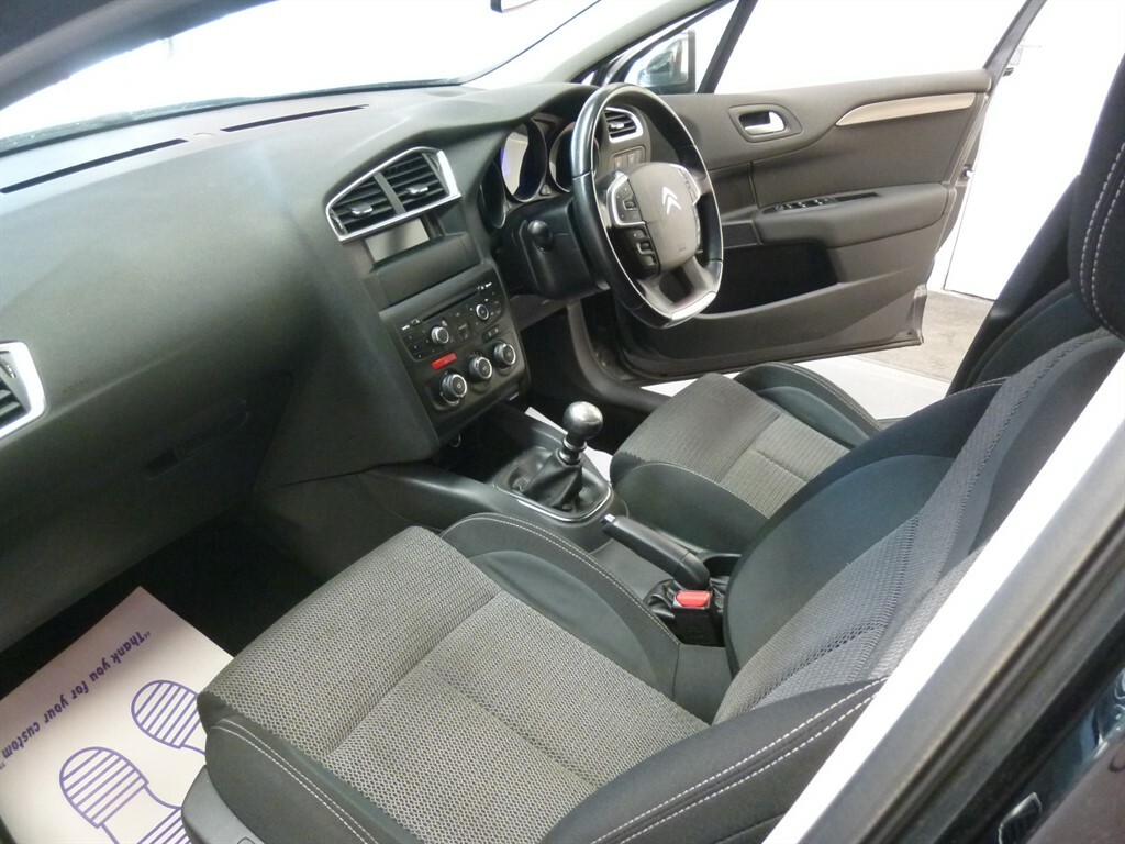 Citroen e-C4 E-hdi Airdream Selection 5-Door White #15