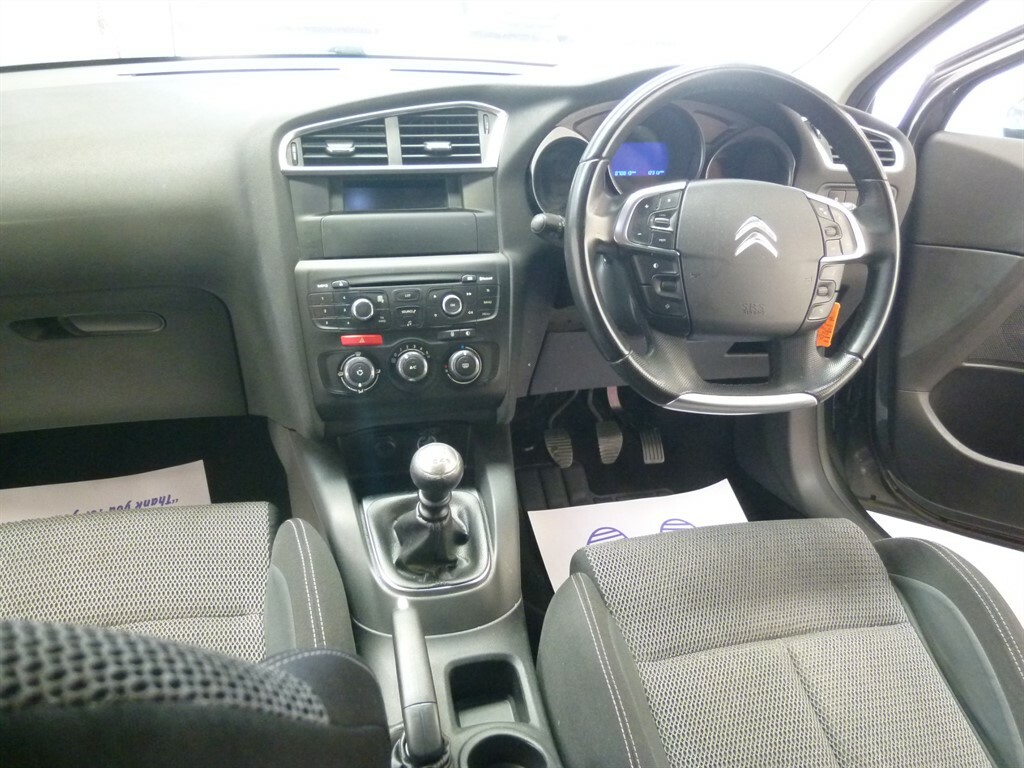 Citroen e-C4 E-hdi Airdream Selection 5-Door White #17