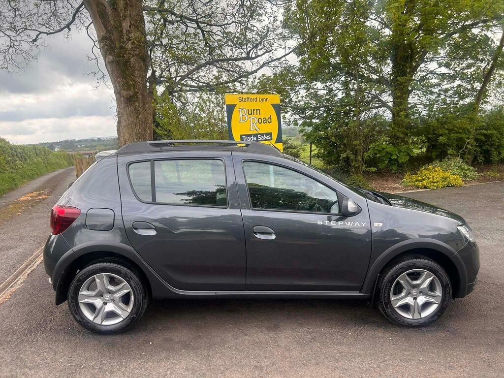 Dacia Sandero Stepway 1.5 Dci Ambiance Euro 6 S S MRZ7839 Grey #3