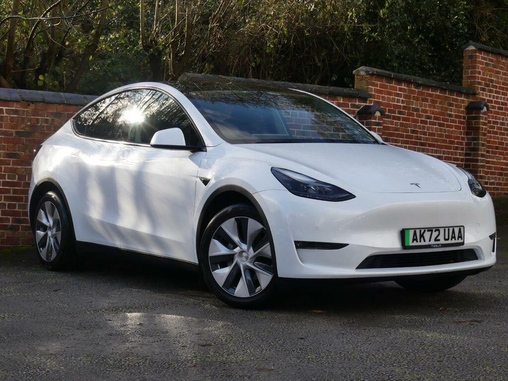 Tesla Model Y Tesla Model Y 7222 Long Range Awd White