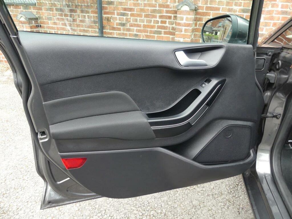 Ford Fiesta Ford Fiesta 6818 1.1Ti-vct Zetec YG68NFT Grey #6