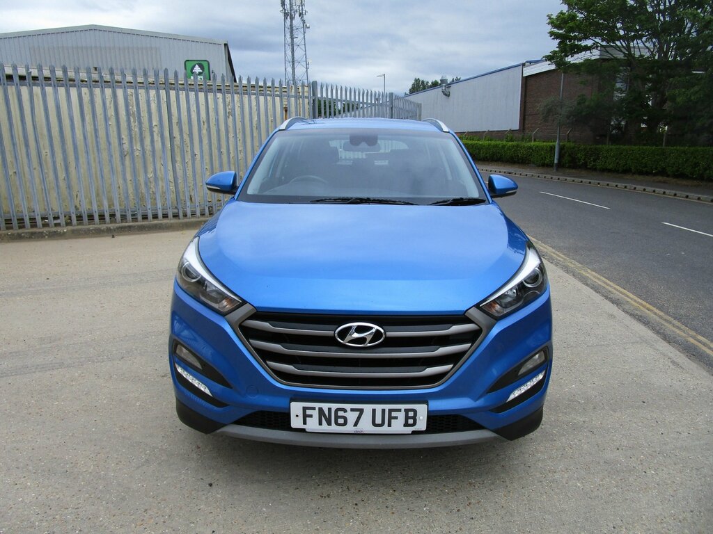Hyundai Tucson 1.7 Crdi Blue Drive Se Nav Suv E FN67UFB Blue #5