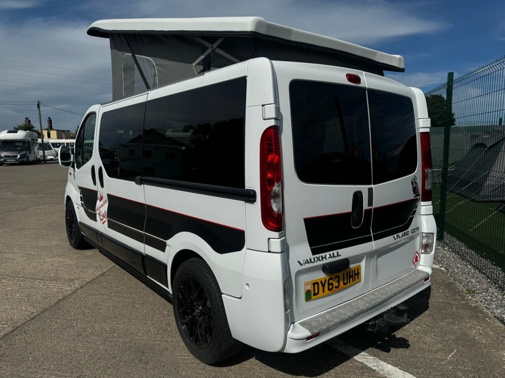 Vauxhall Vivaro Diesel DY63UHH White #3