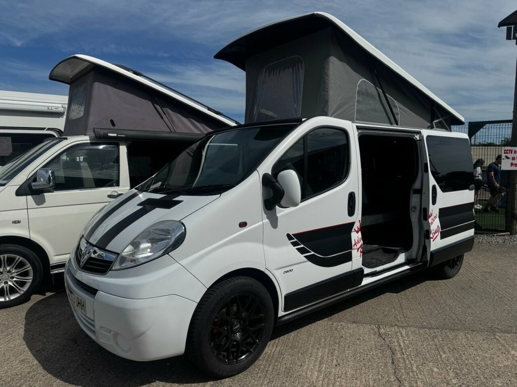 Vauxhall Vivaro Diesel White