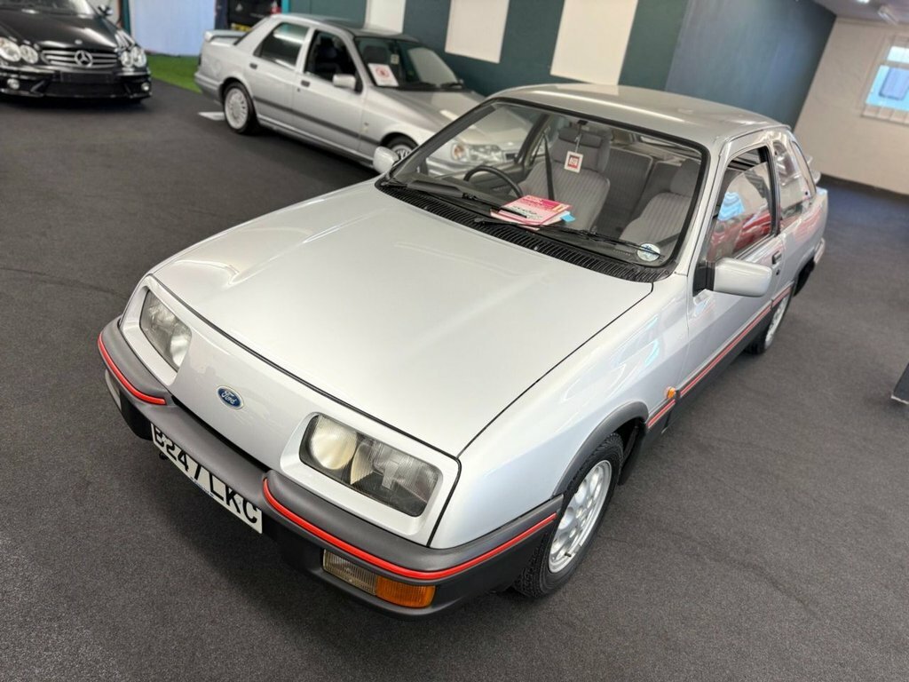Ford Sierra Gl 1.6 Gl Silver #18