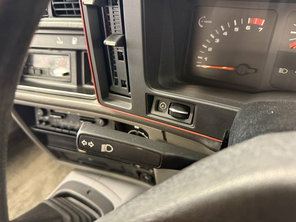 Ford Sierra Gl 1.6 Gl Silver #23