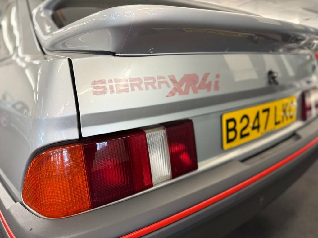 Ford Sierra Gl 1.6 Gl Silver #8