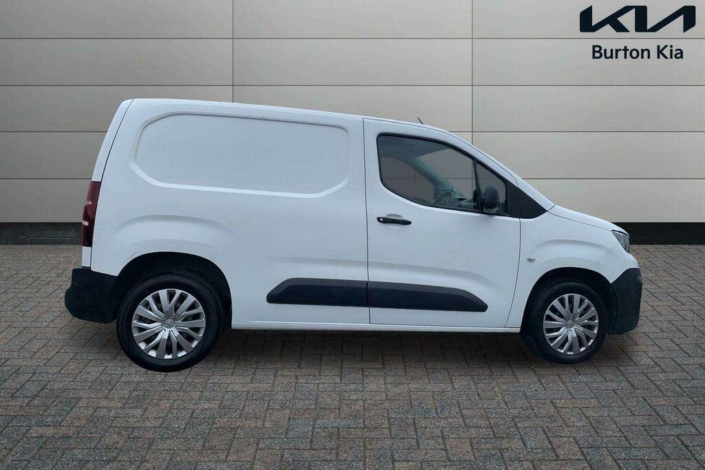 Peugeot Partner 1.6 Bluehdi 1000 Professional Standard Panel Van 5 MF19JYT White #3