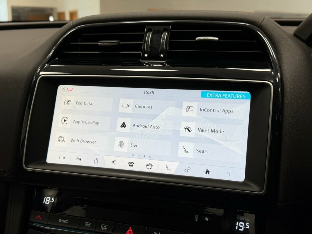 Jaguar F-Pace 2L Portfolio Blue #4