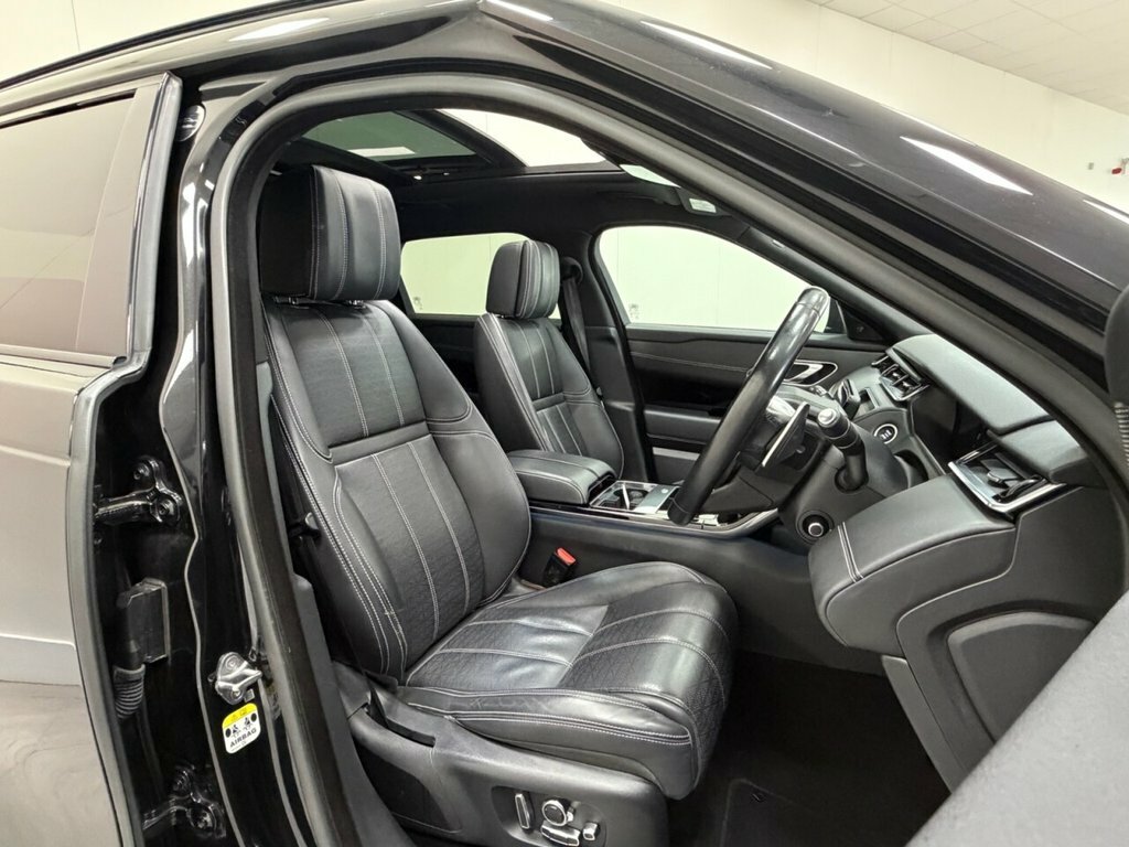 Land Rover Range Rover Velar 3L R-dynamic Hse MC18KJE Black #2