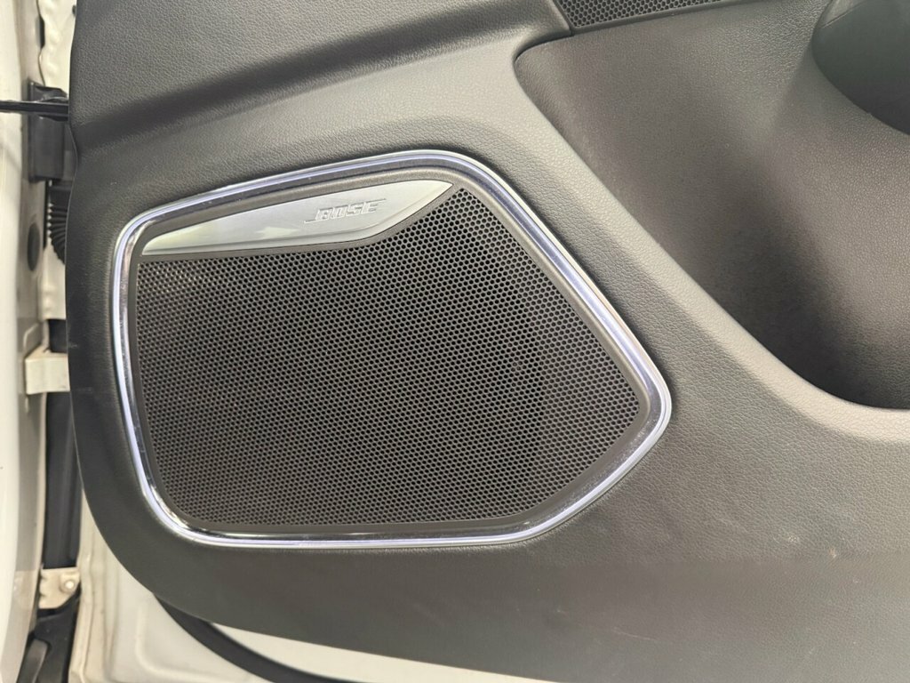 Audi Q3 2L Black Edition SM17EBV White #3