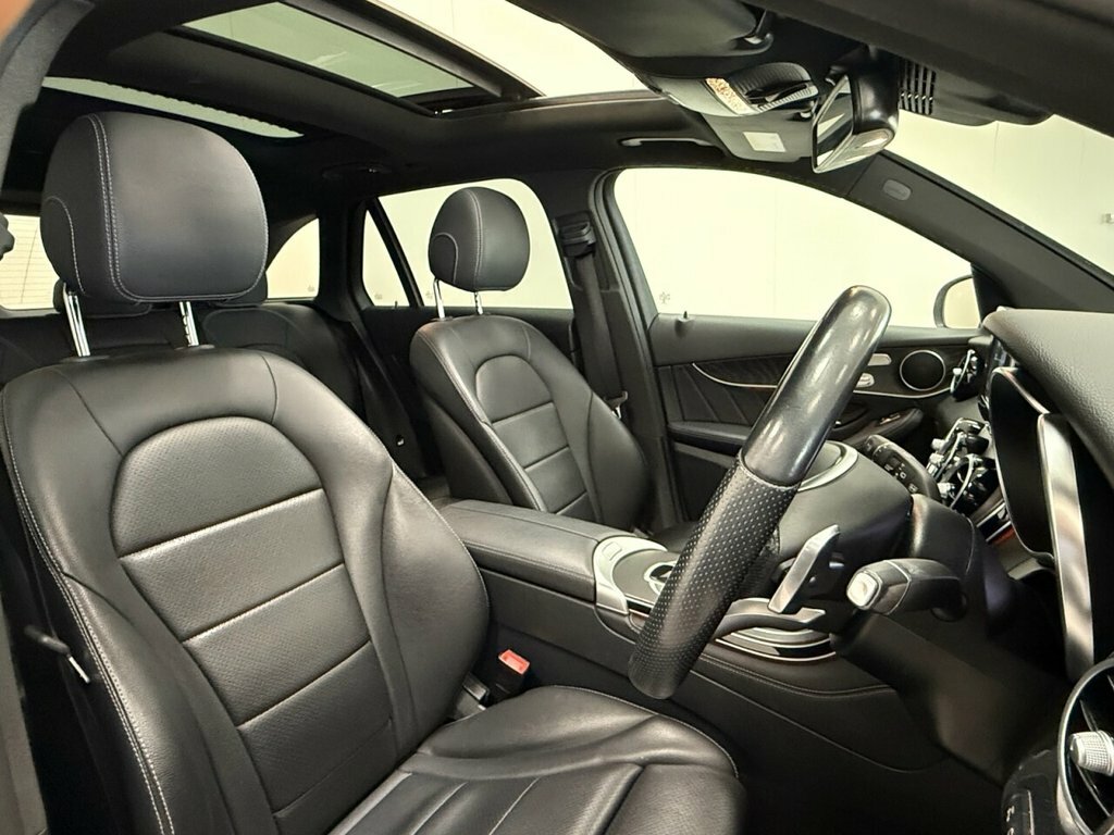 Mercedes-Benz GLC Class 2L Amg Line MK68USU White #3