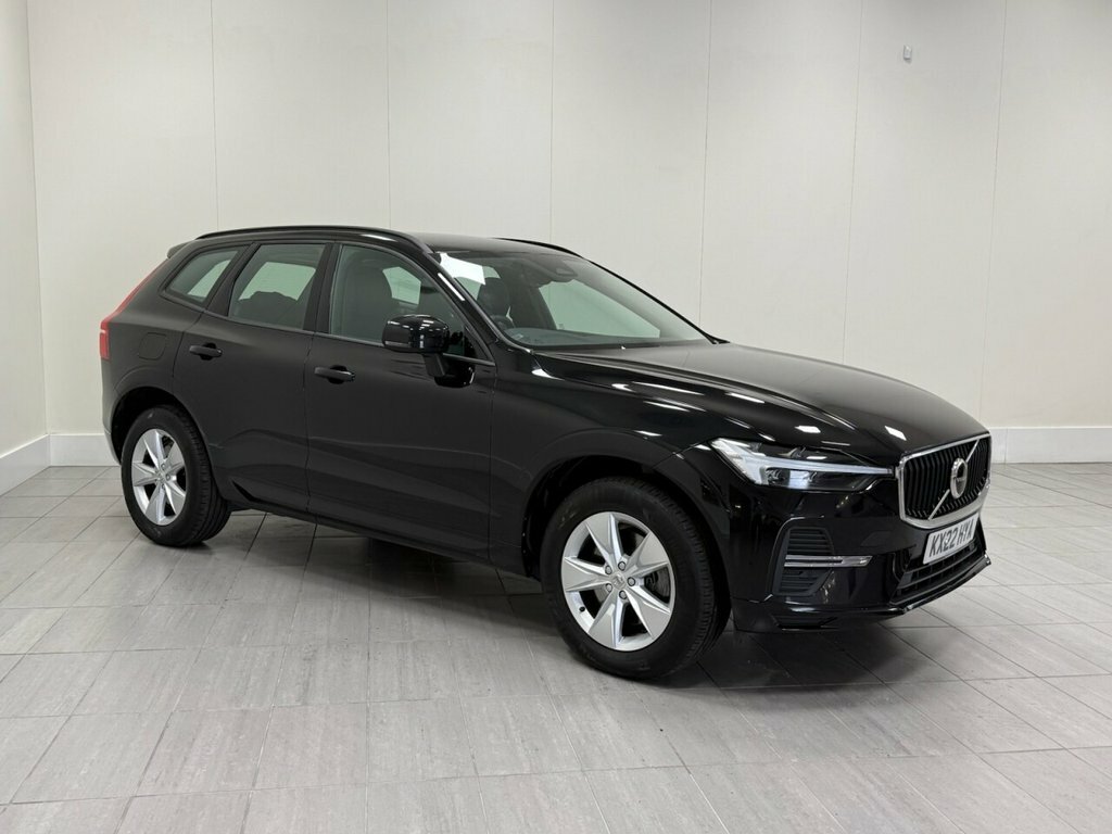 Volvo XC60 2L Momentum KX22HYA Black #4