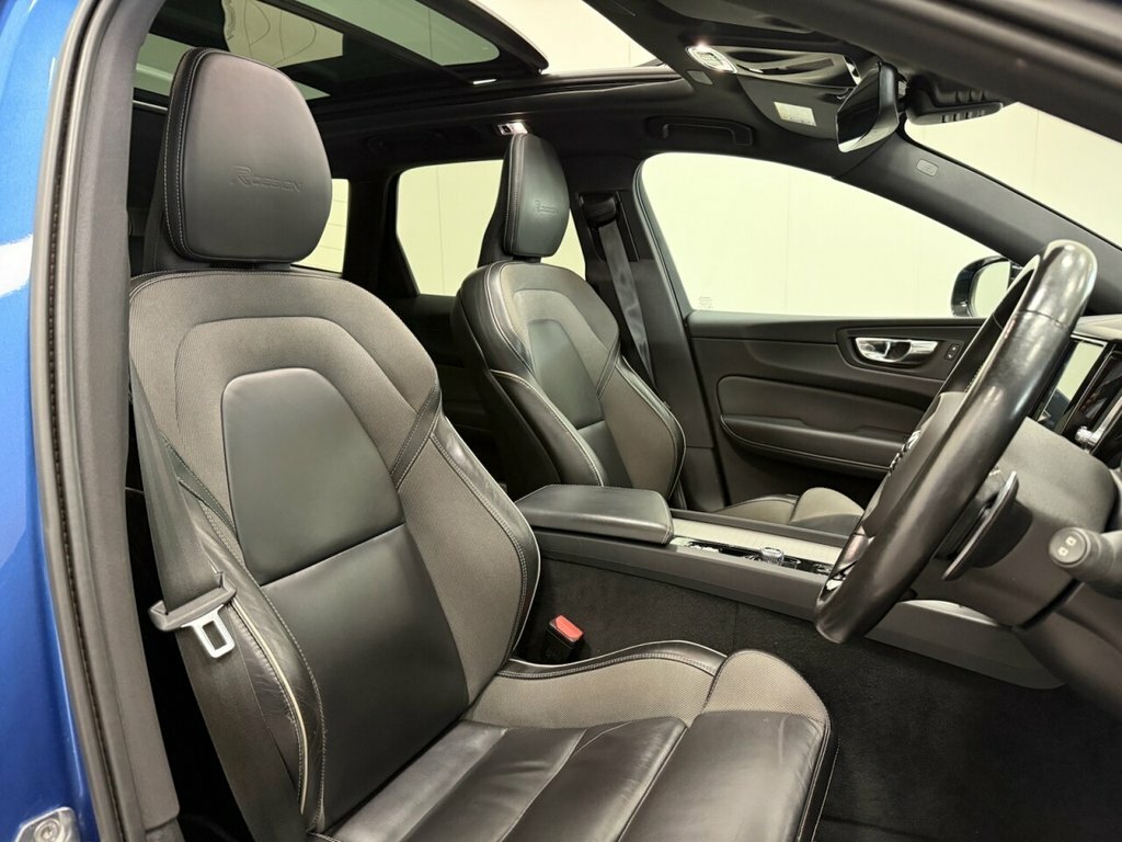 Volvo XC60 2L R-design Pro KR20UCC Blue #3