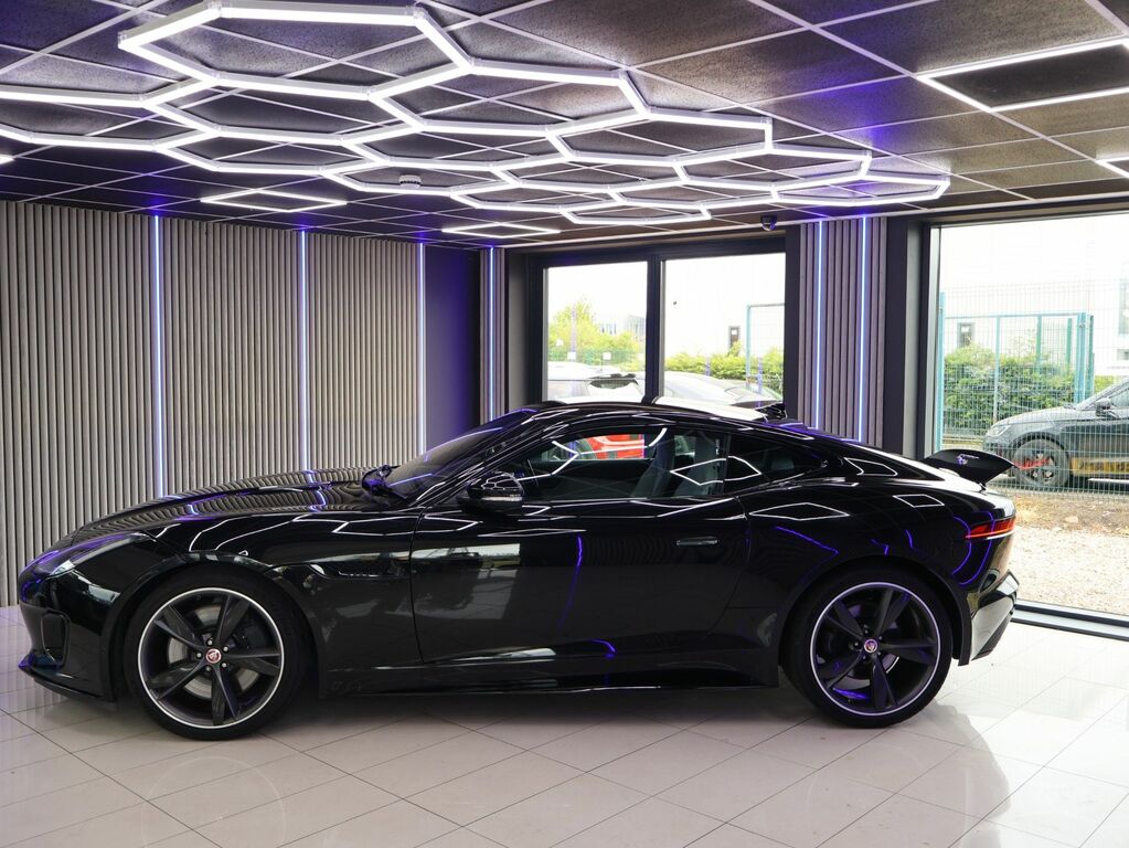 Jaguar F-Type 2017 3.0 V6 R-dynamic Coupe Euro 6 Black