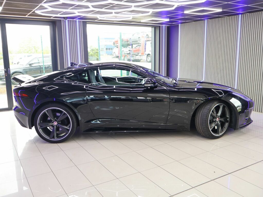 Jaguar F-Type 2017 3.0 V6 R-dynamic Coupe Euro 6 AE67APK Black #2