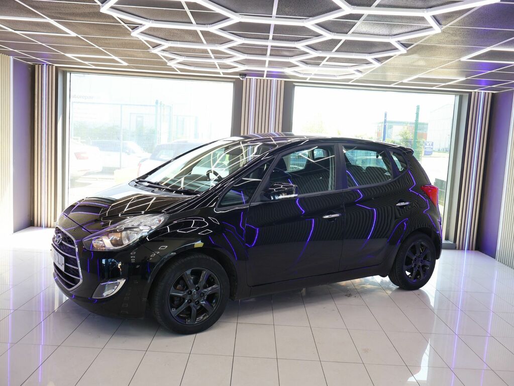 Hyundai Ix20 2016 1.4 Blue Drive Se Hatchback EY66CLU Black #3