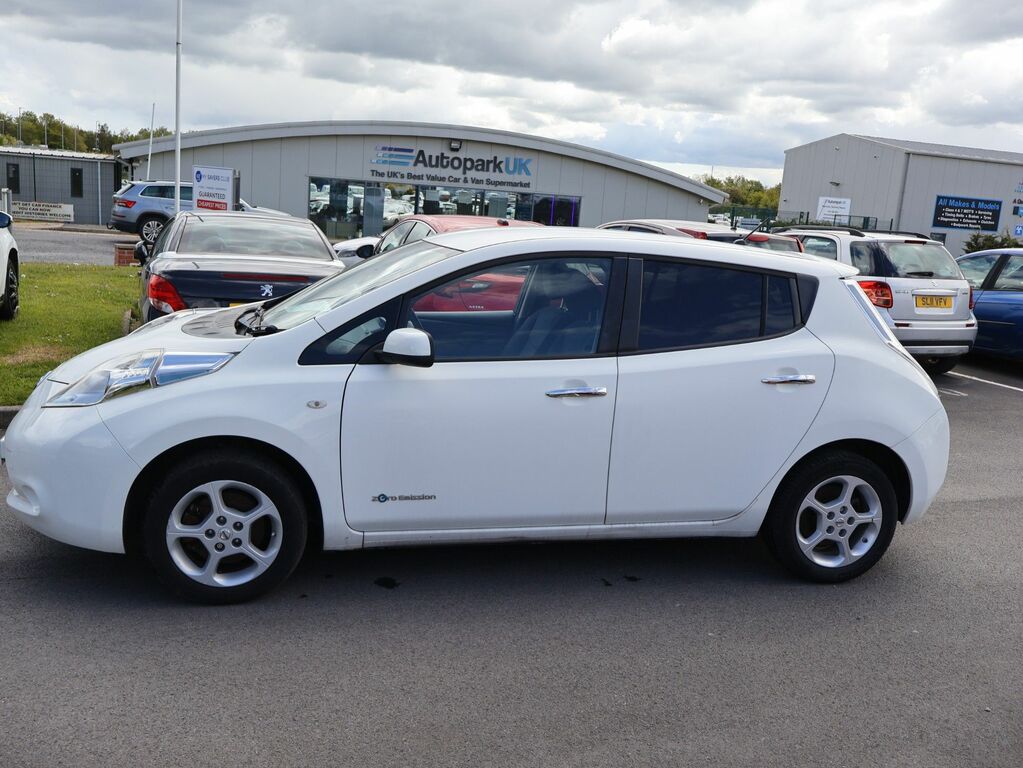 Nissan Leaf 2014 24Kwh Acenta Hatchback 107 White #4