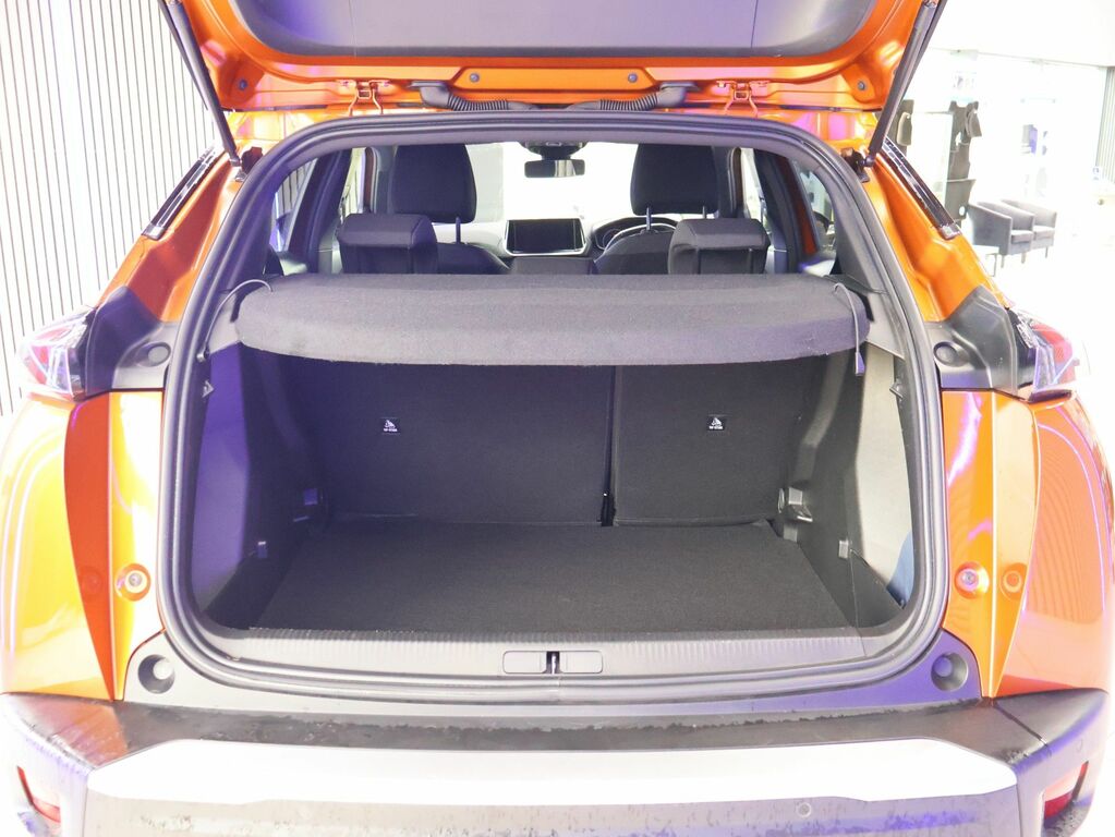 Peugeot 2008 2023 1.2 Puretech Active Premium Suv NU23XYF Orange #4